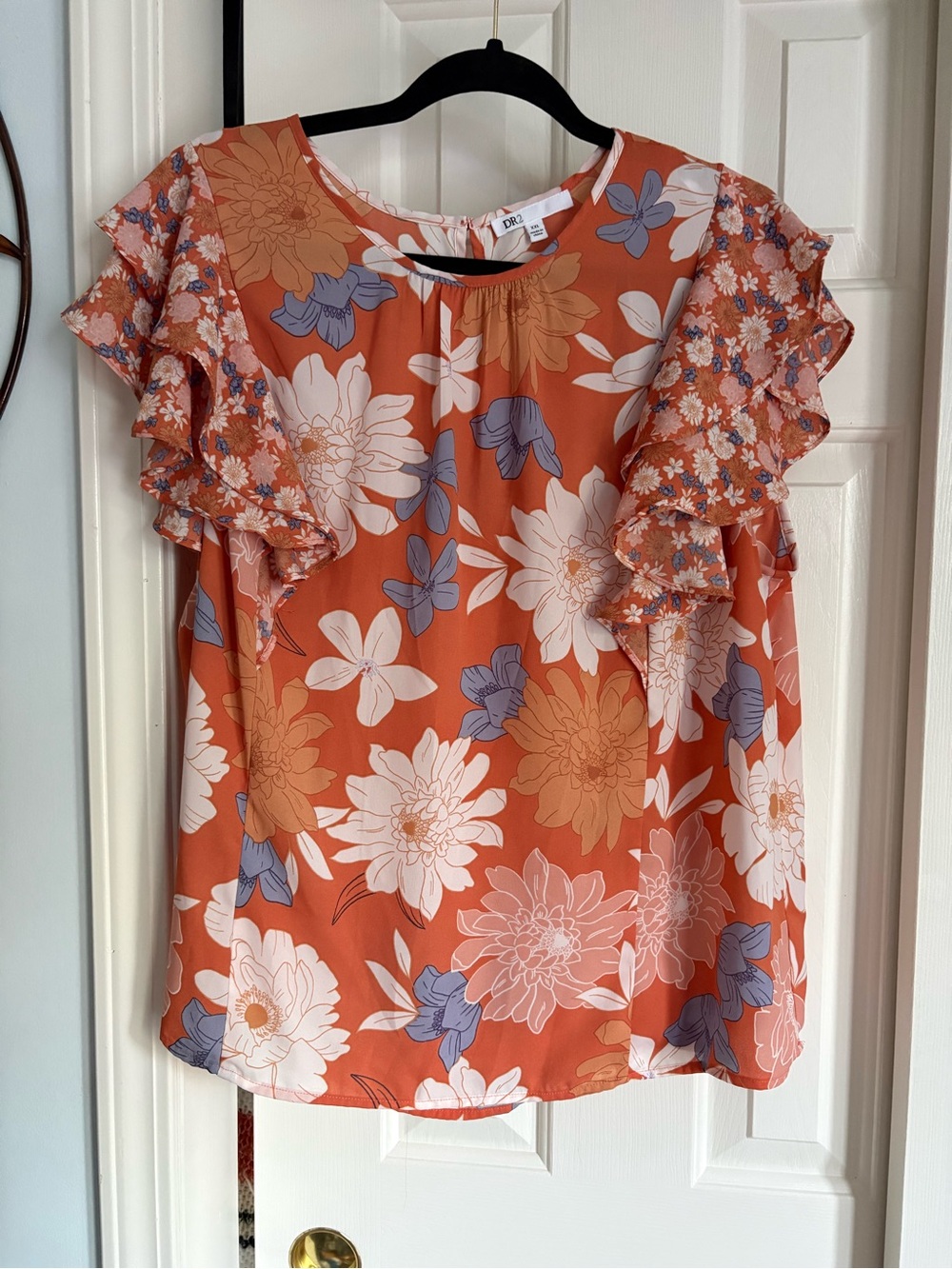 DR2 Coral Floral Ruffle Sleeve Blouse